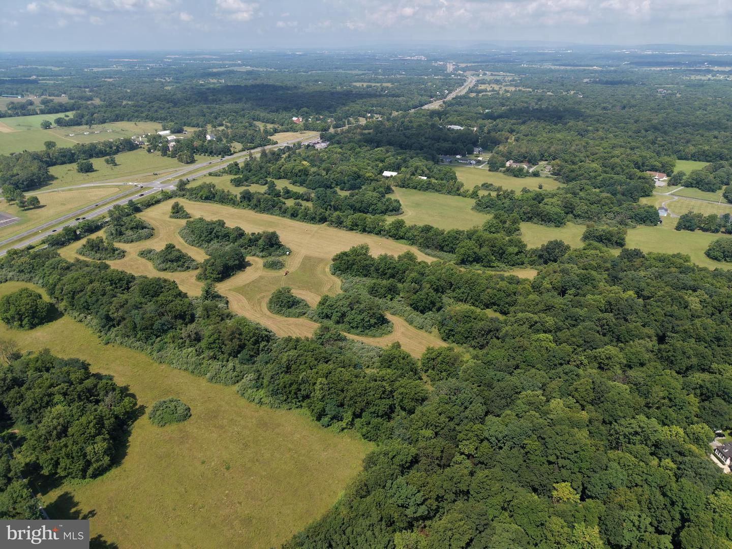 10068 Harry Byrd Hwy Property Photo 33