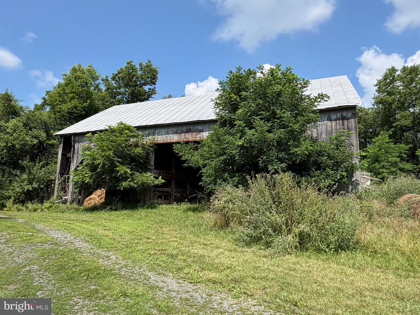 10068 Harry Byrd Hwy Property Photo 68
