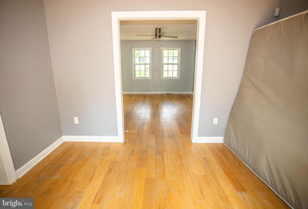 8 Whiting Ave Property Photo 14
