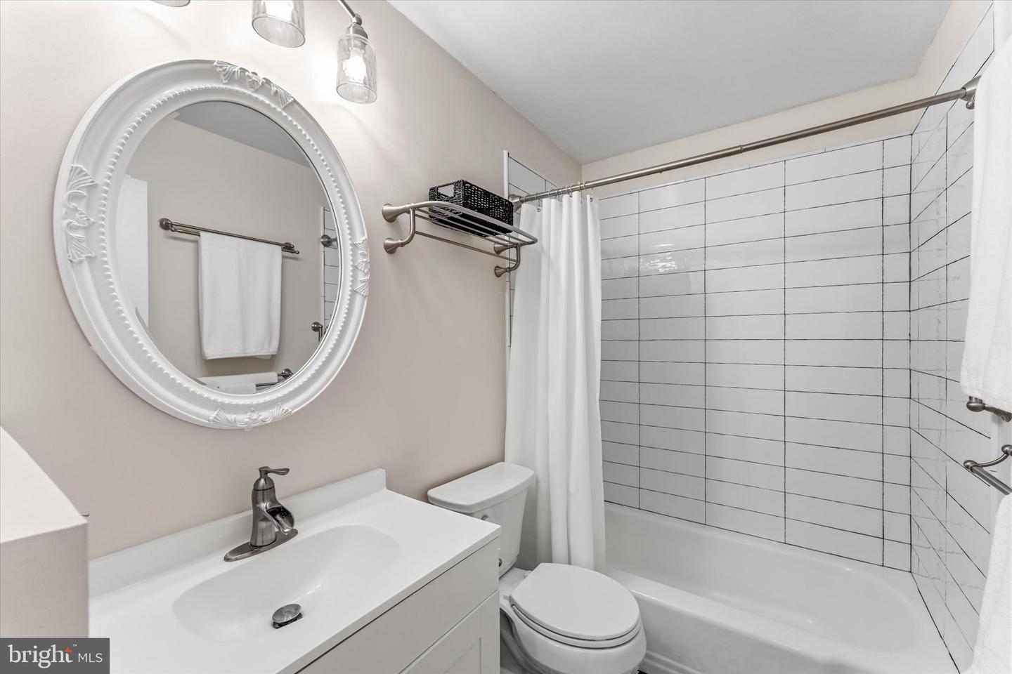 21 Page St Property Photo 17