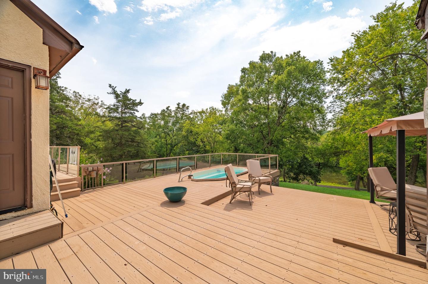 2821 Lockes Mill Rd Property Photo 15
