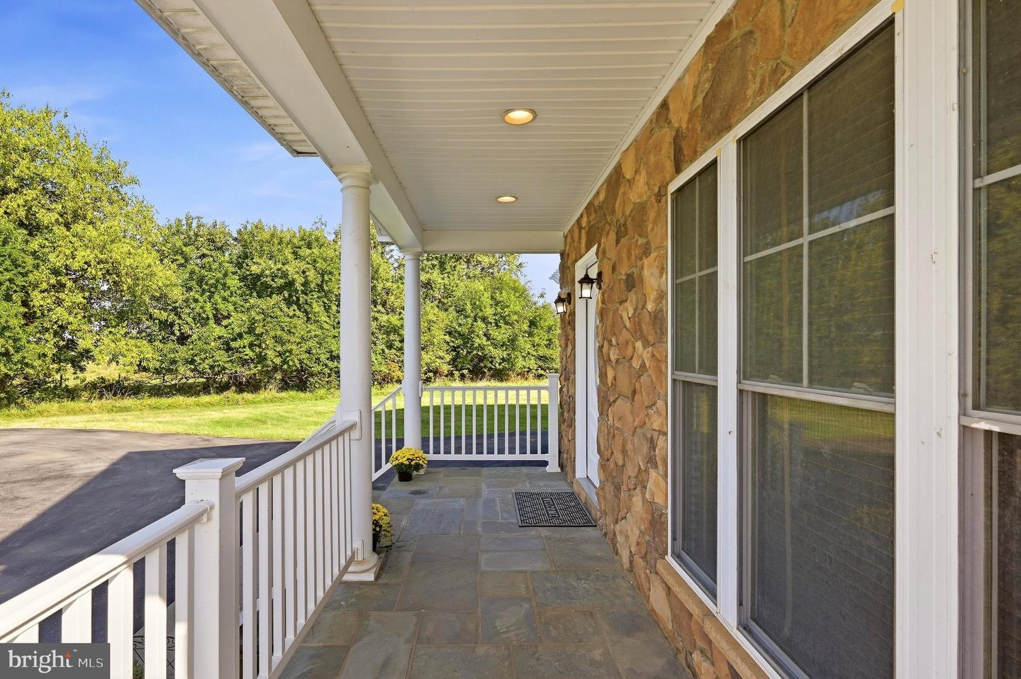 3720 Senseny Rd Property Photo 9