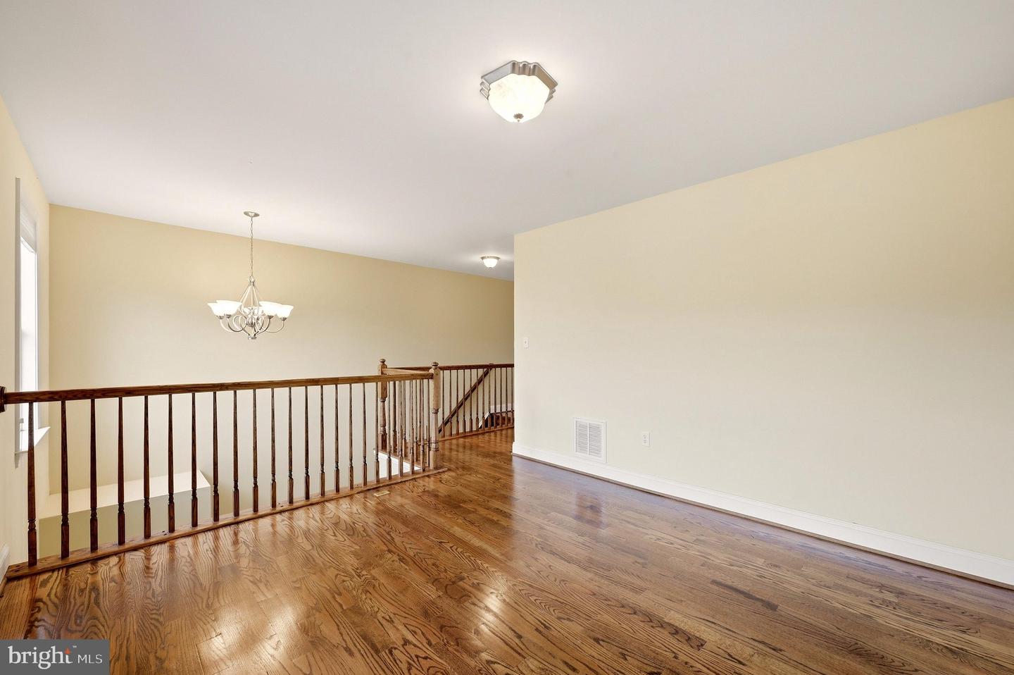 3720 Senseny Rd Property Photo 34