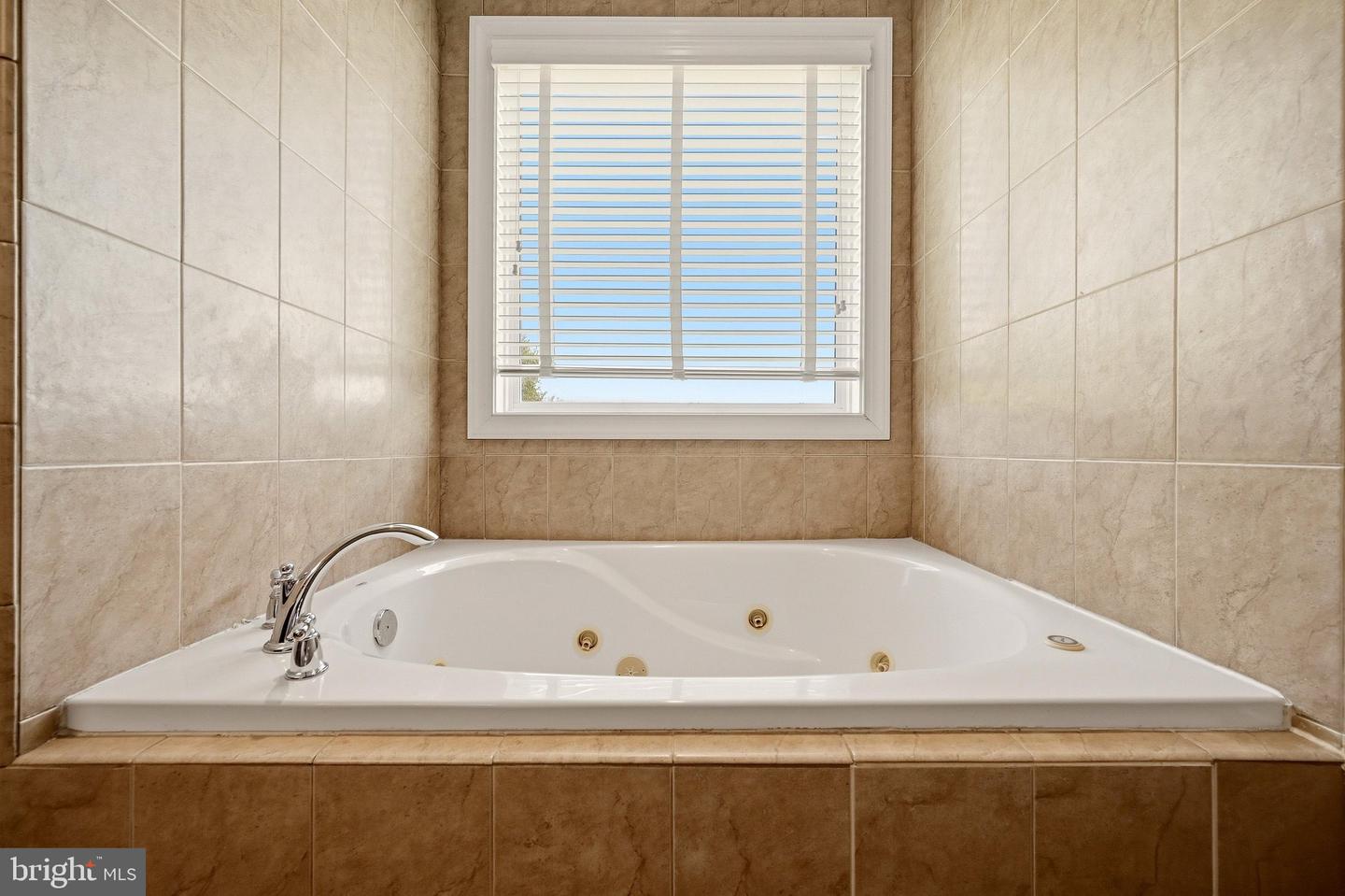 3720 Senseny Rd Property Photo 47