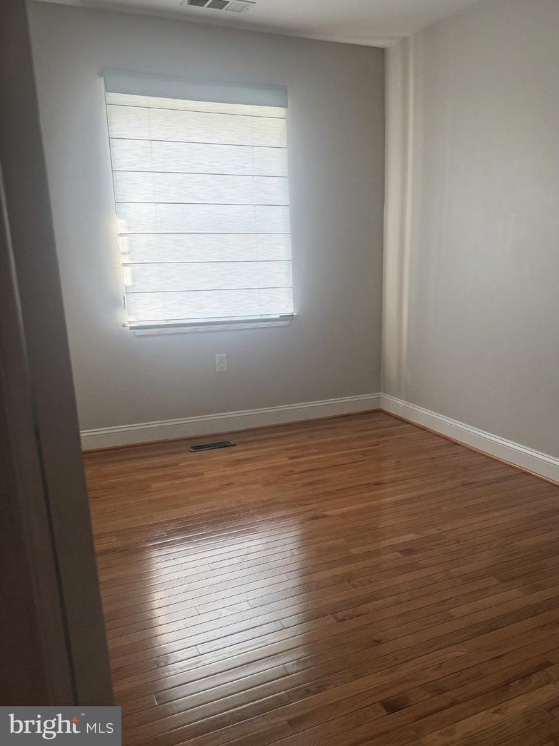 123 Cameron St Property Photo 15