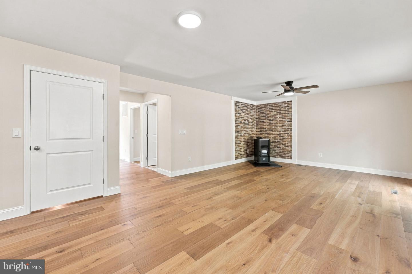 440 Cedar Ln Property Photo 10