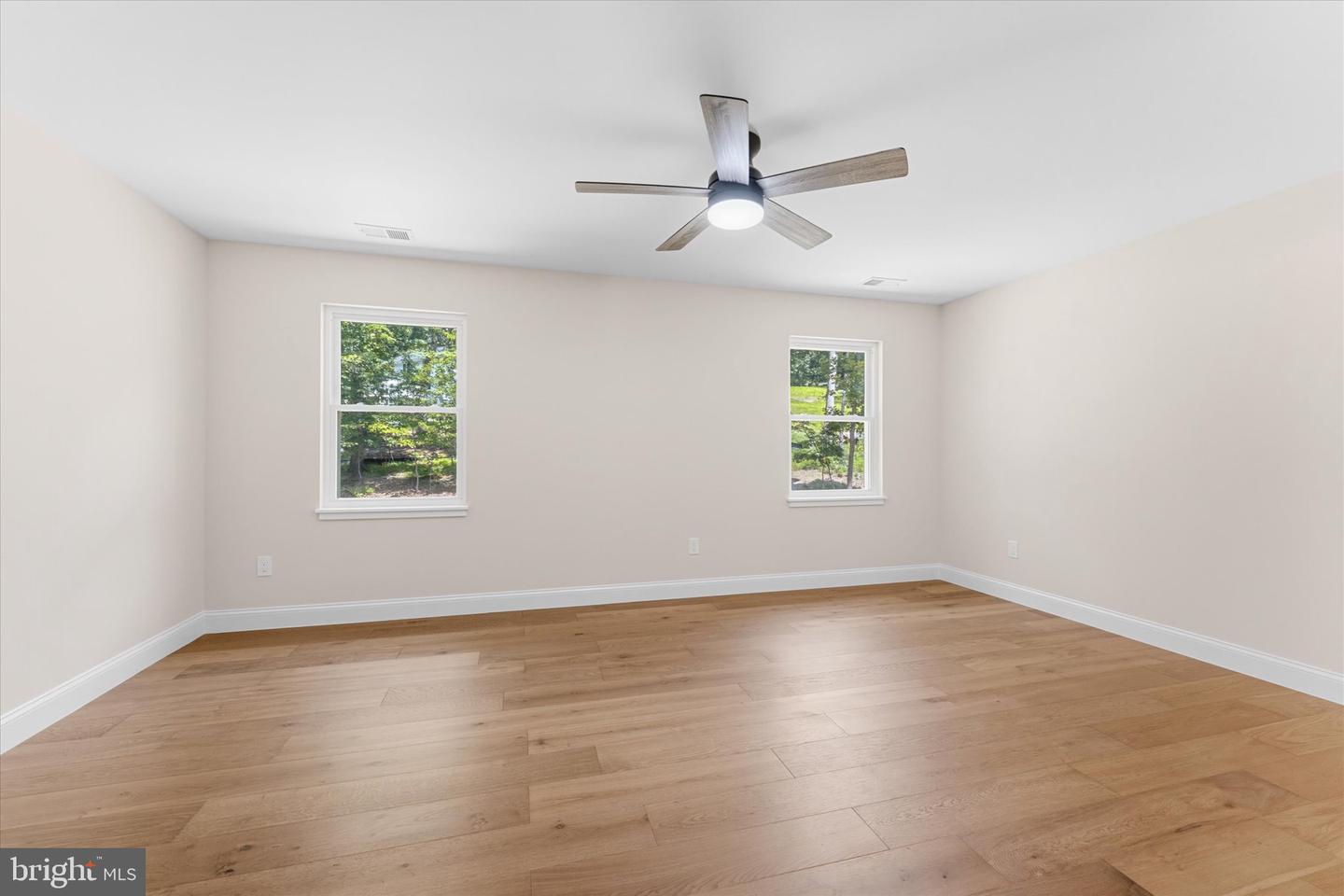 440 Cedar Ln Property Photo 15