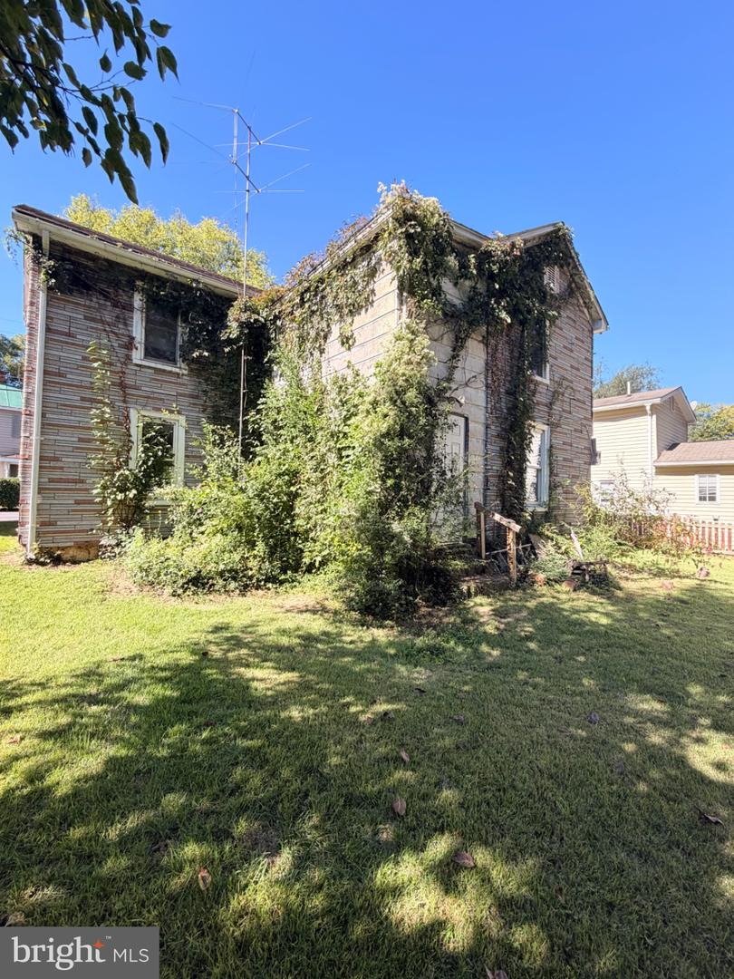 22 Bundy St Property Photo 8