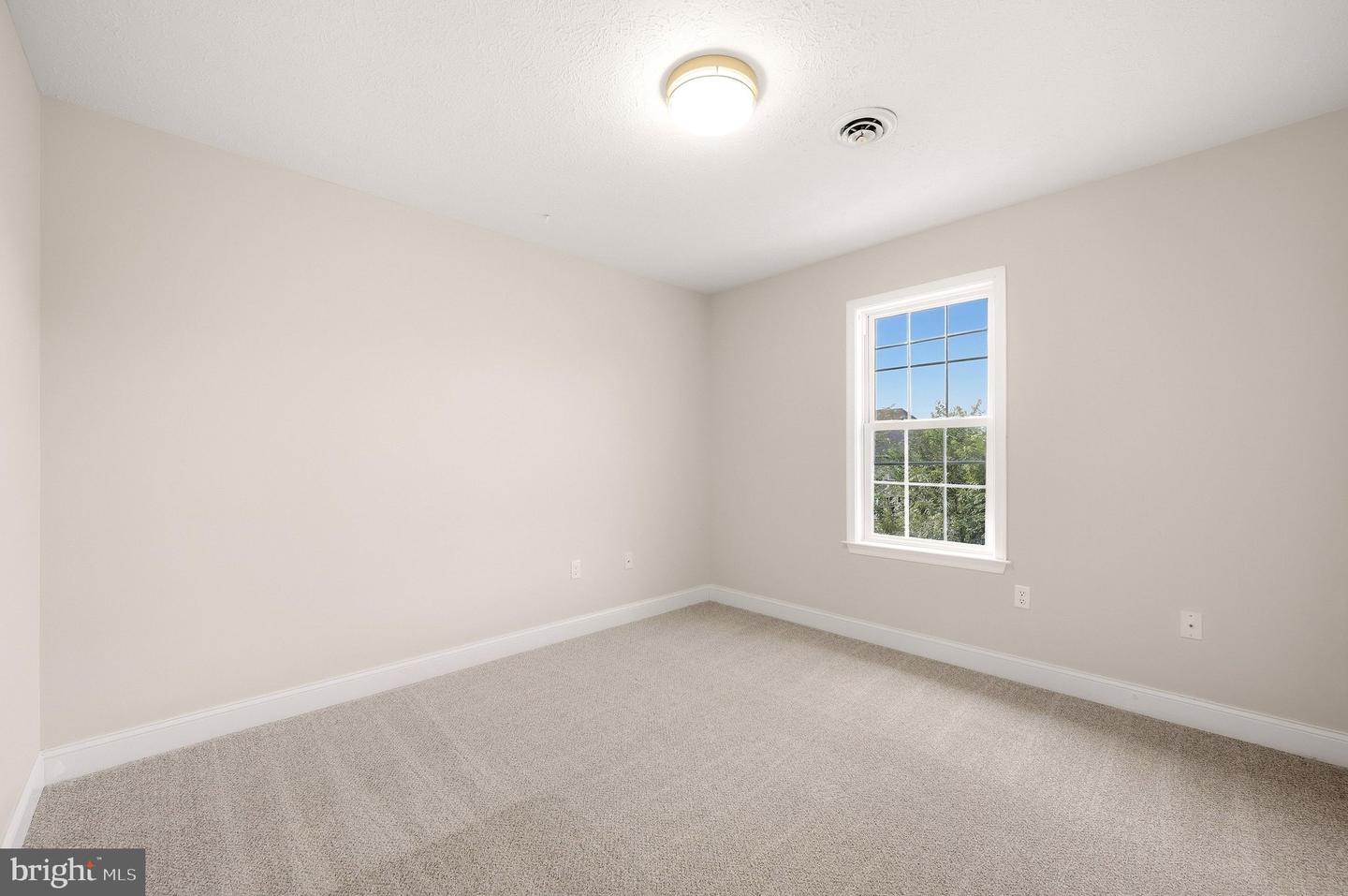 317 Henderson Ct Property Photo 48