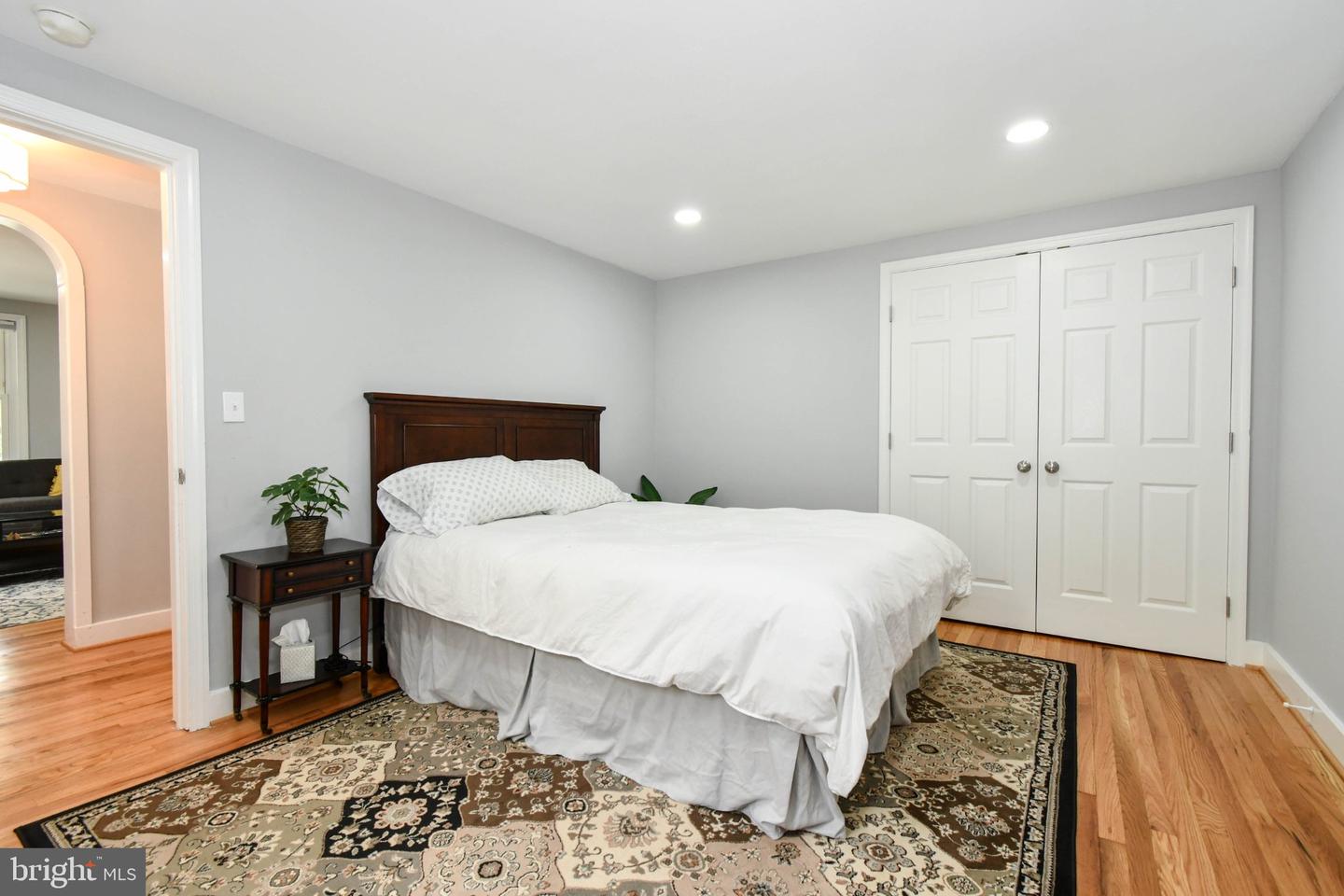 6 Virginia Ave Property Photo 17