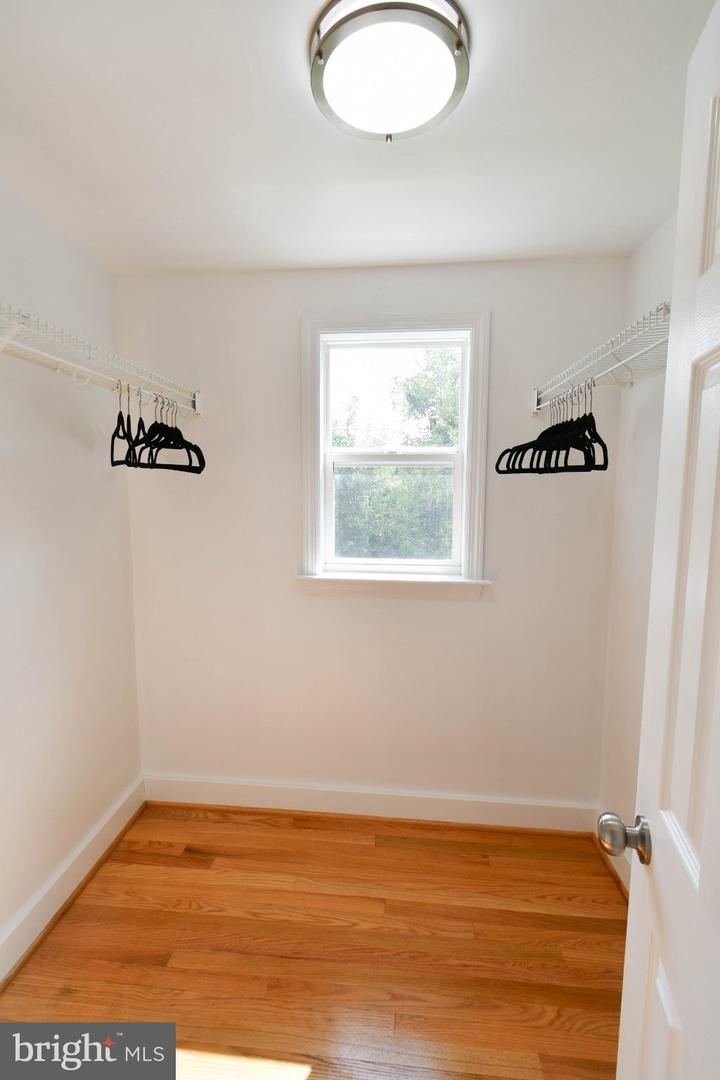 6 Virginia Ave Property Photo 27