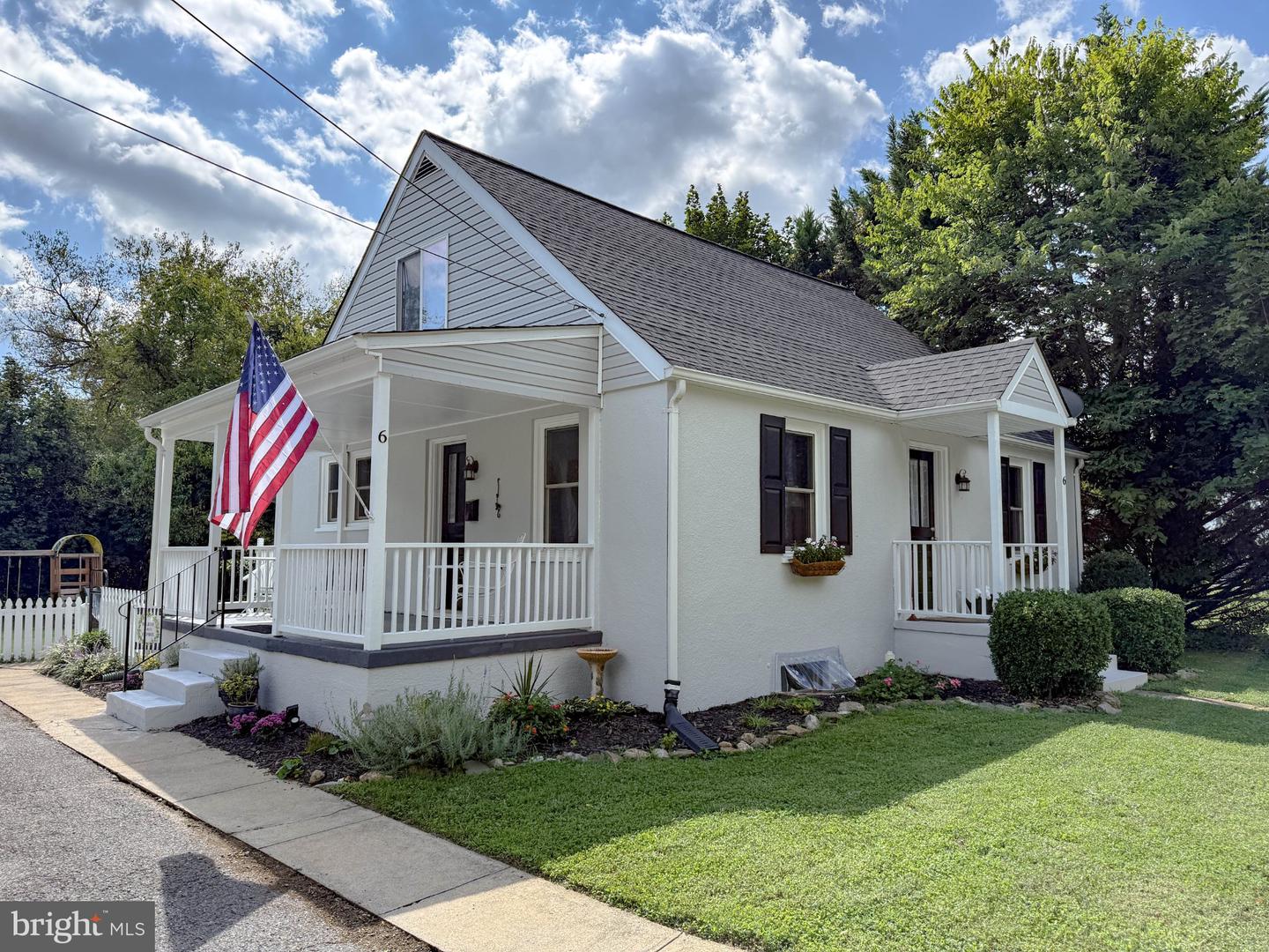 6 Virginia Ave Property Photo 31