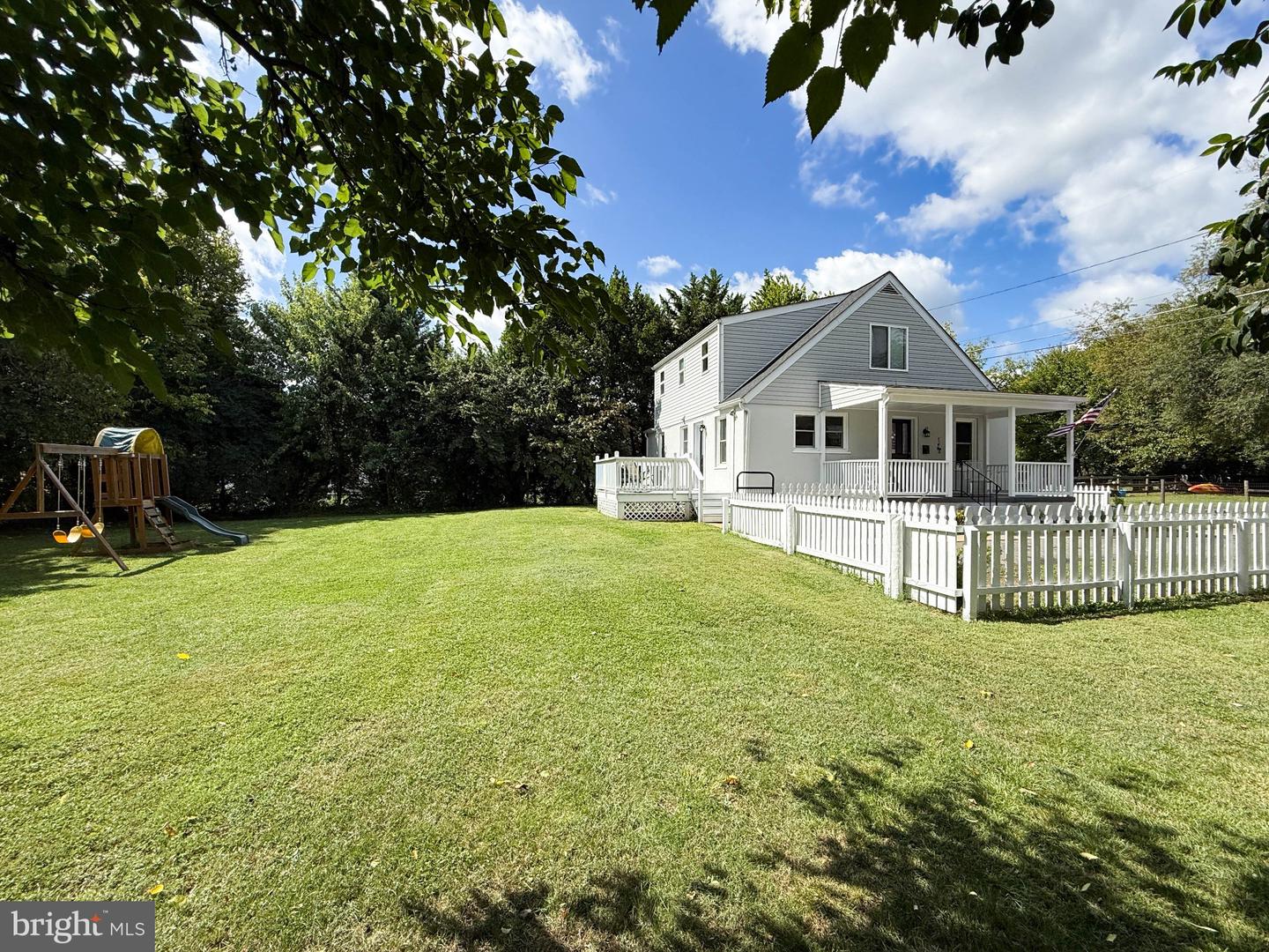 6 Virginia Ave Property Photo 33