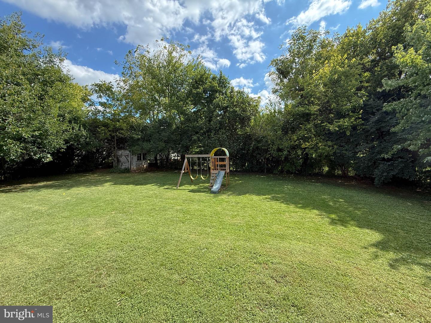 6 Virginia Ave Property Photo 36