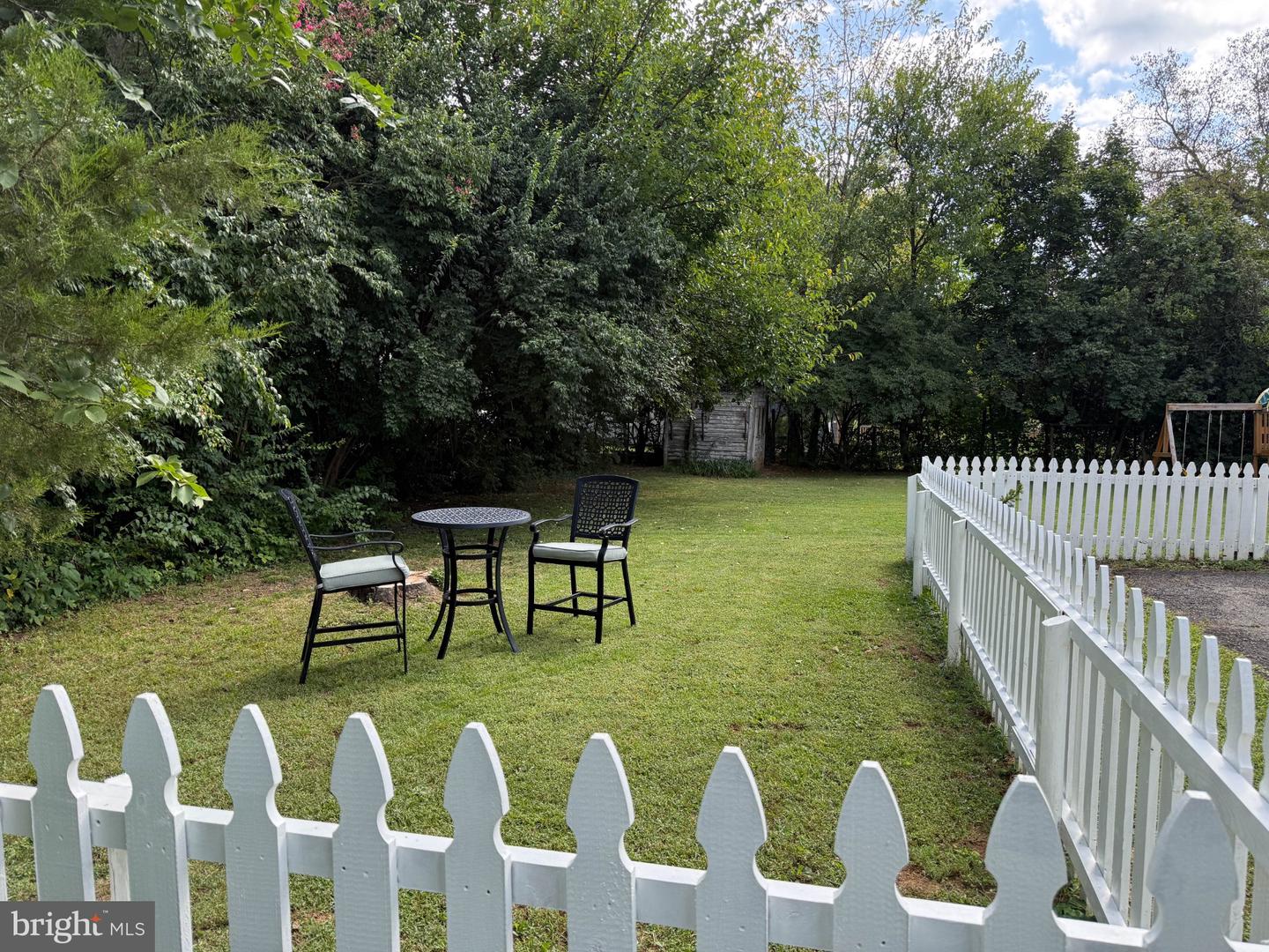 6 Virginia Ave Property Photo 40