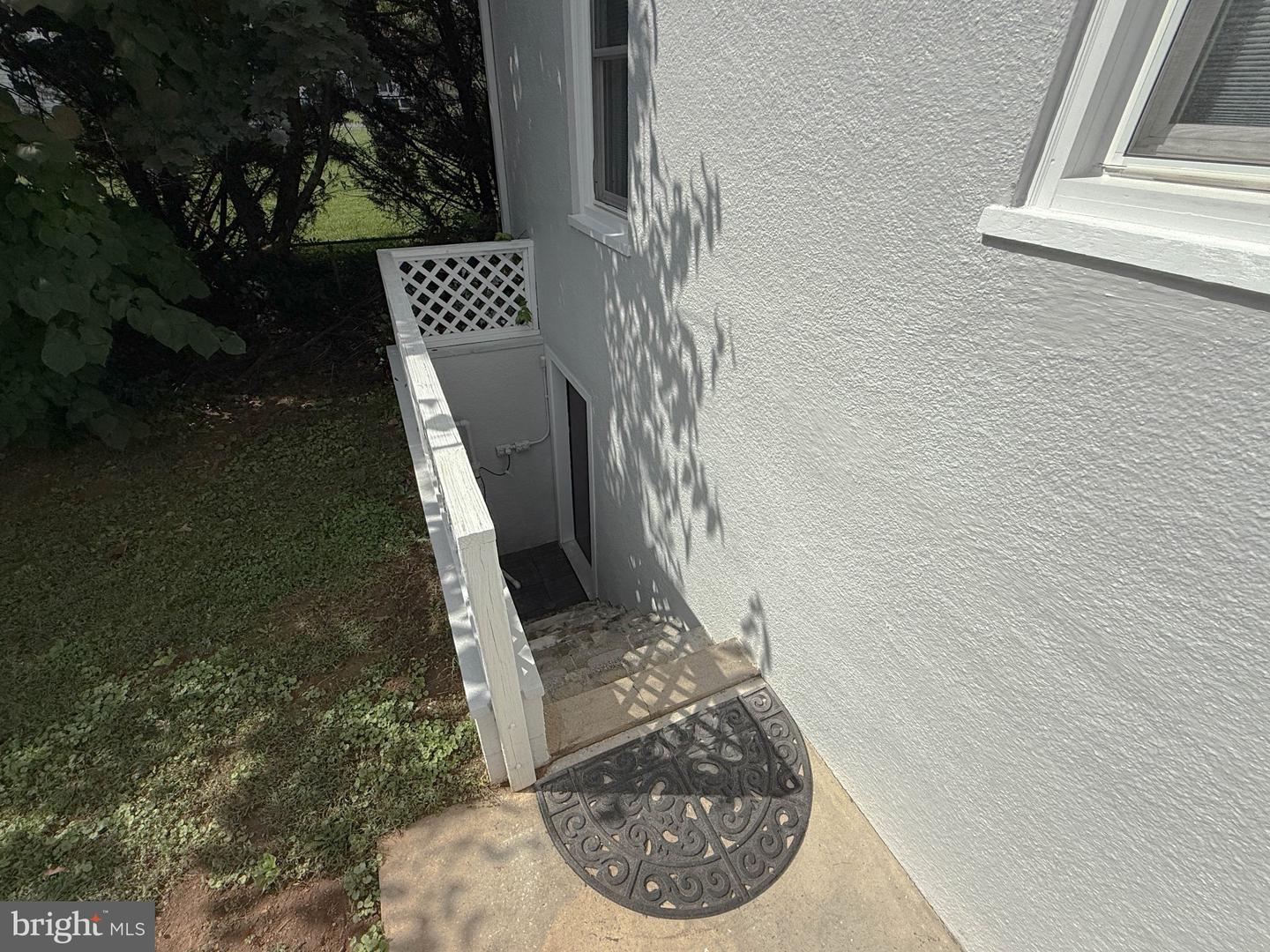 6 Virginia Ave Property Photo 41