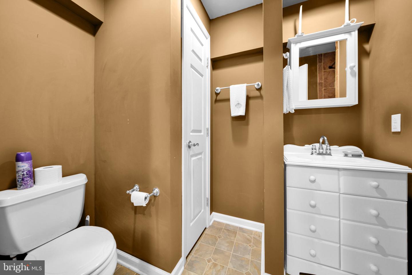 305 Stuart Ct Property Photo 32