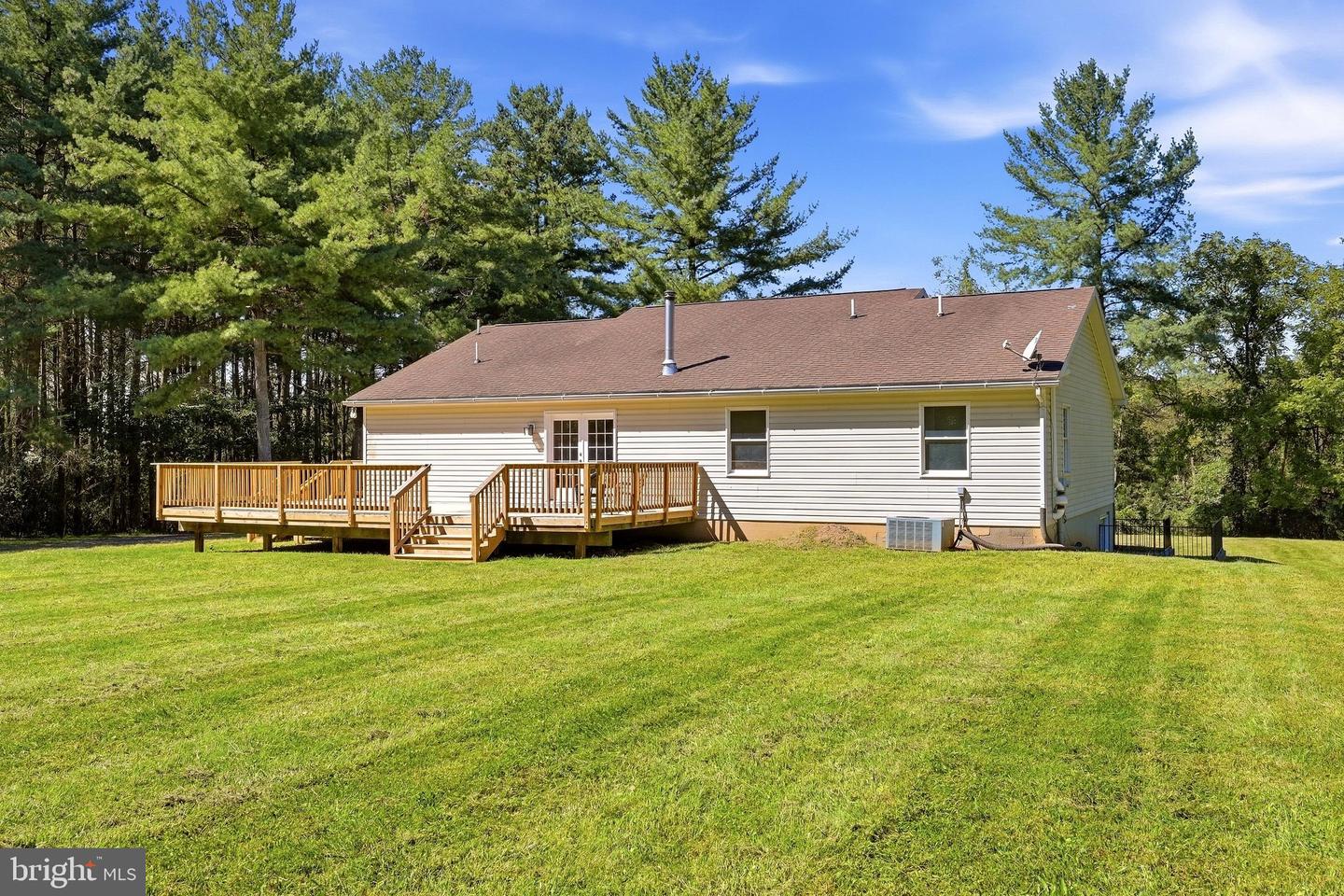 2983 Old Winchester Rd Property Photo 8