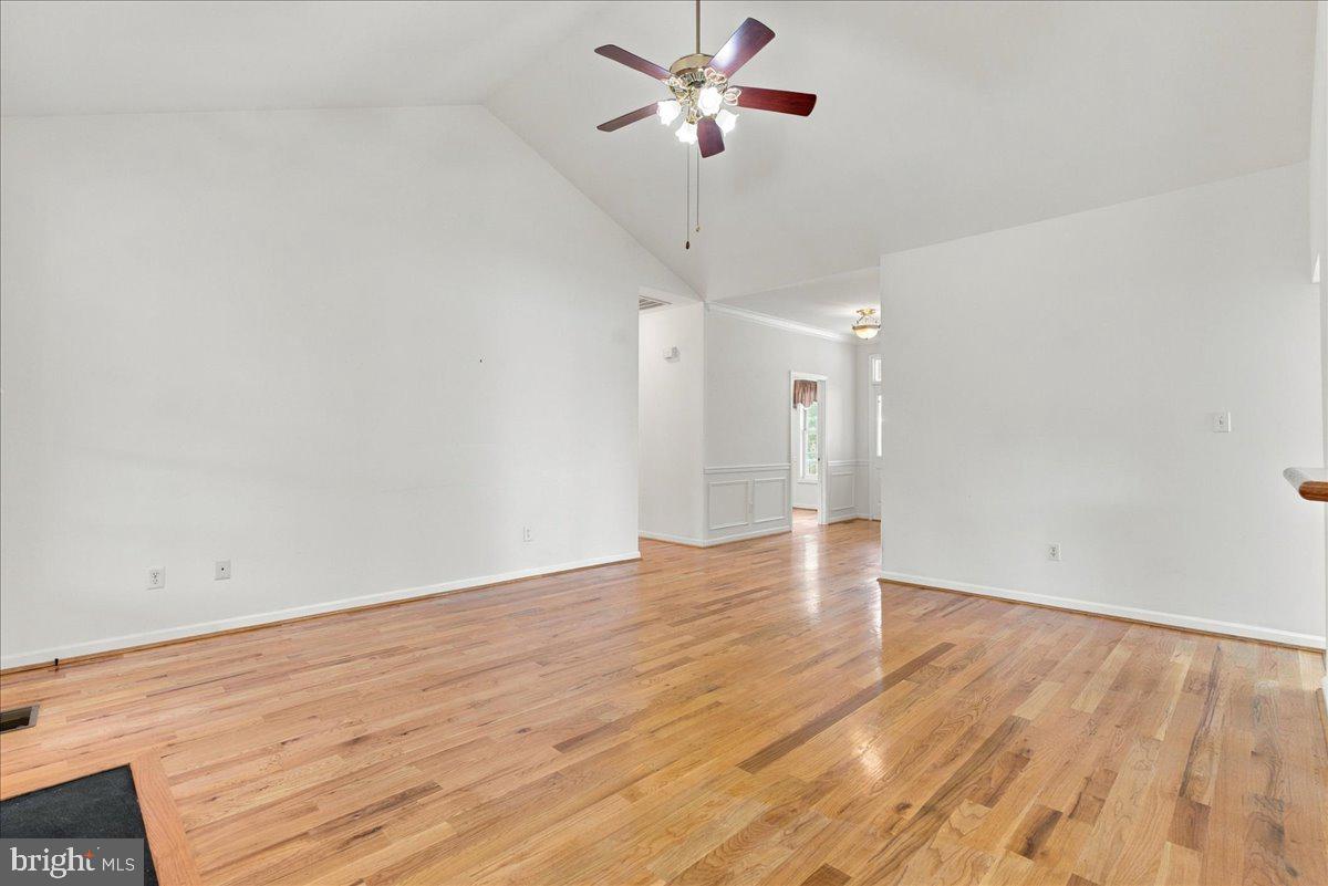 114 Jackson Dr Property Photo 6