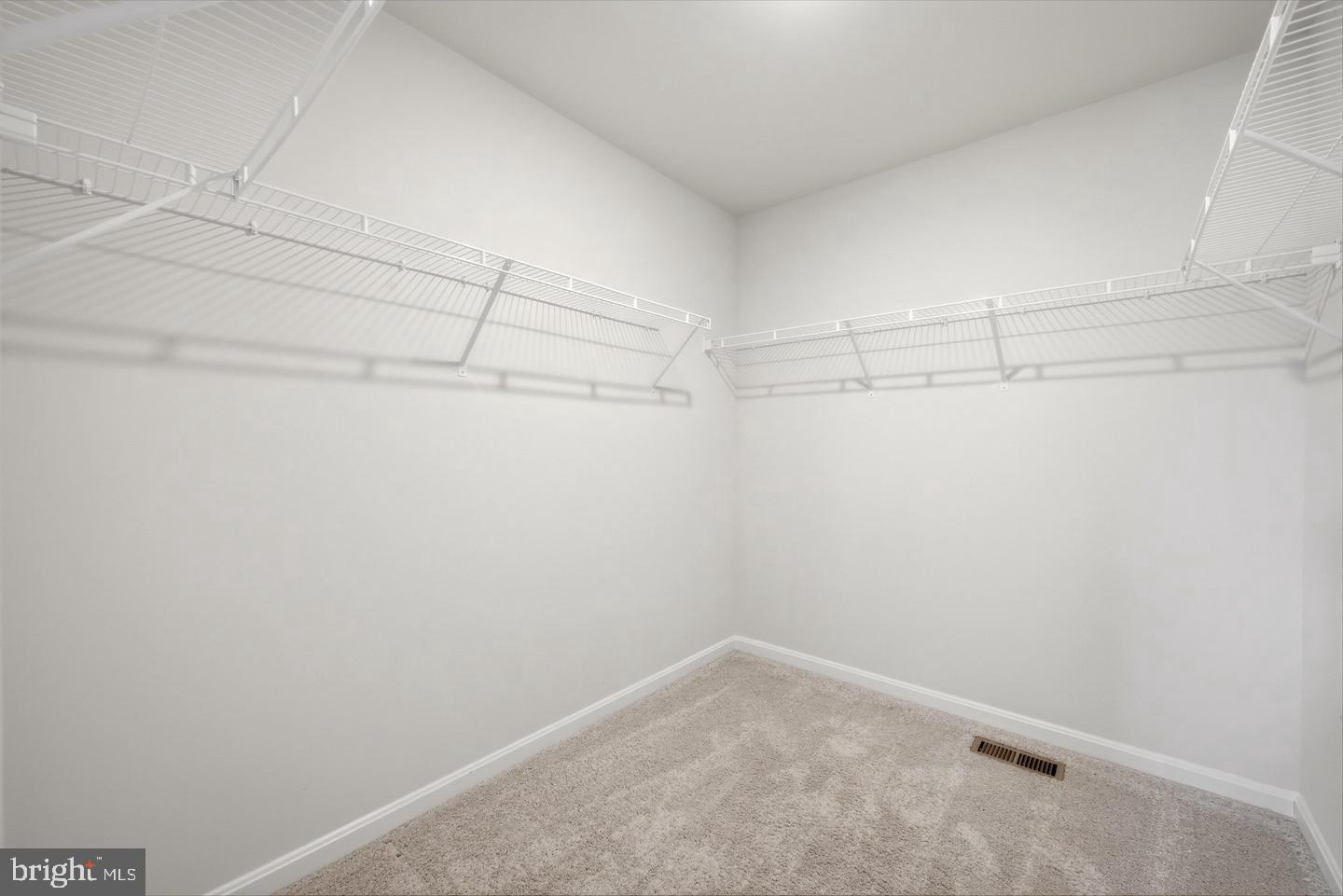 380 Norris St Property Photo 30