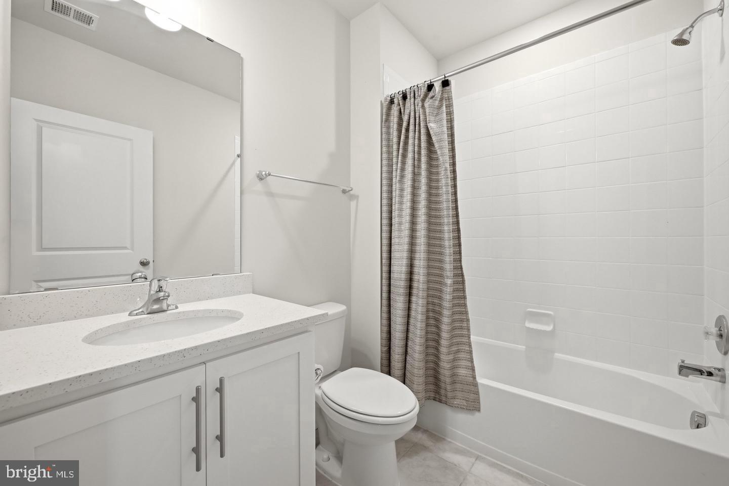 380 Norris St Property Photo 38