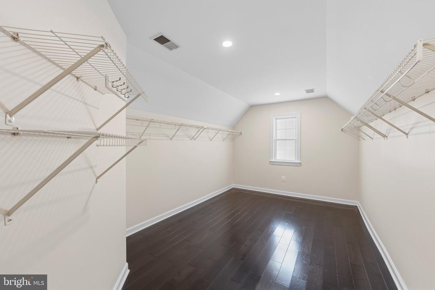 200 Tyson Dr Property Photo 40