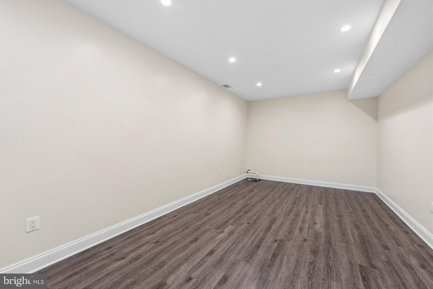 200 Tyson Dr Property Photo 54
