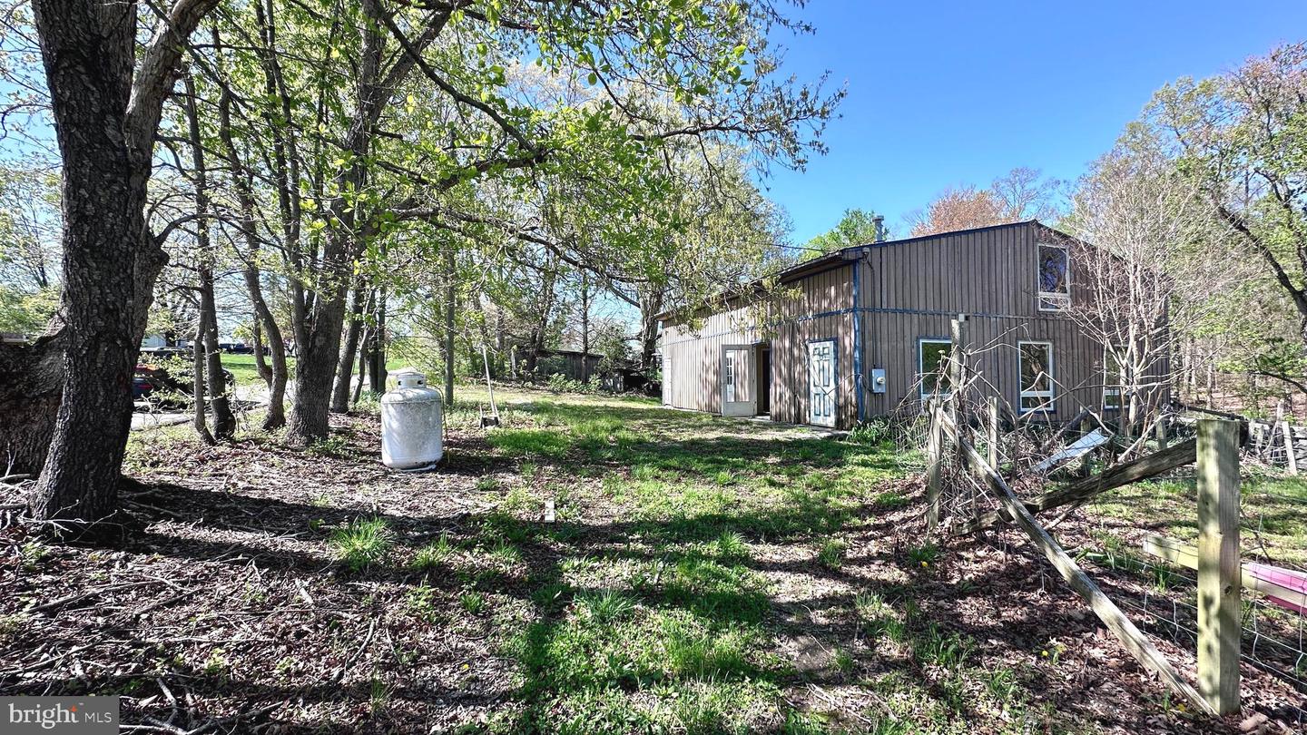 148 Robin Rd Property Photo