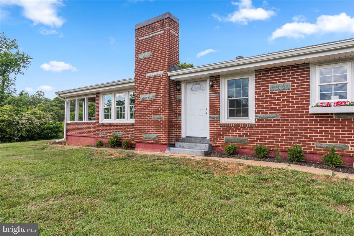 3733 Depot Rd Property Photo