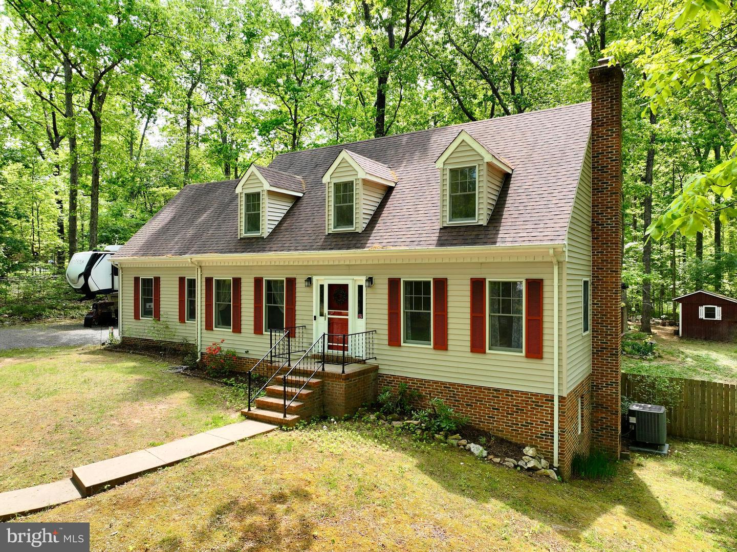 9128 Woodbrook Ln Property Photo 1