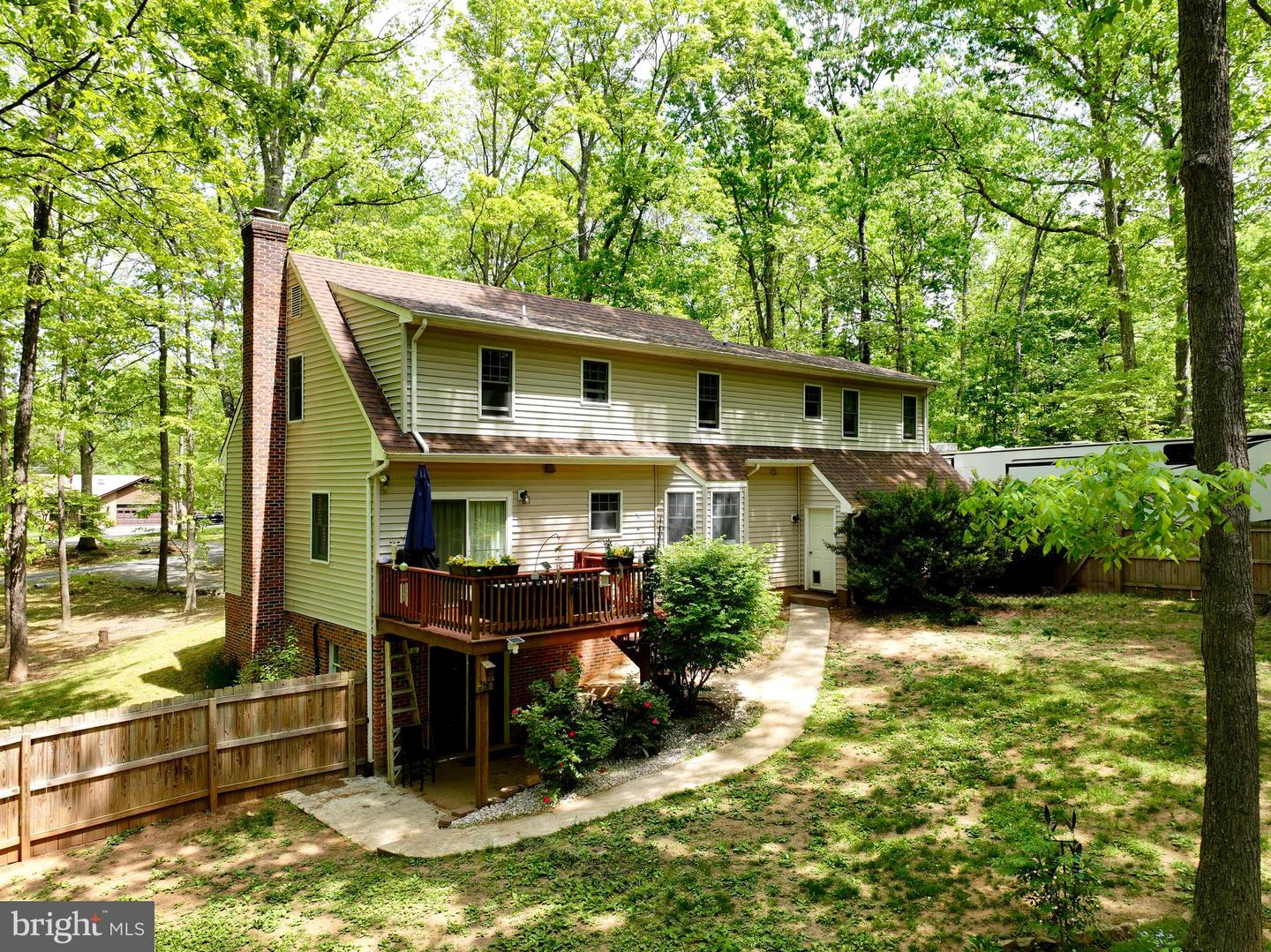 9128 Woodbrook Ln Property Photo 12