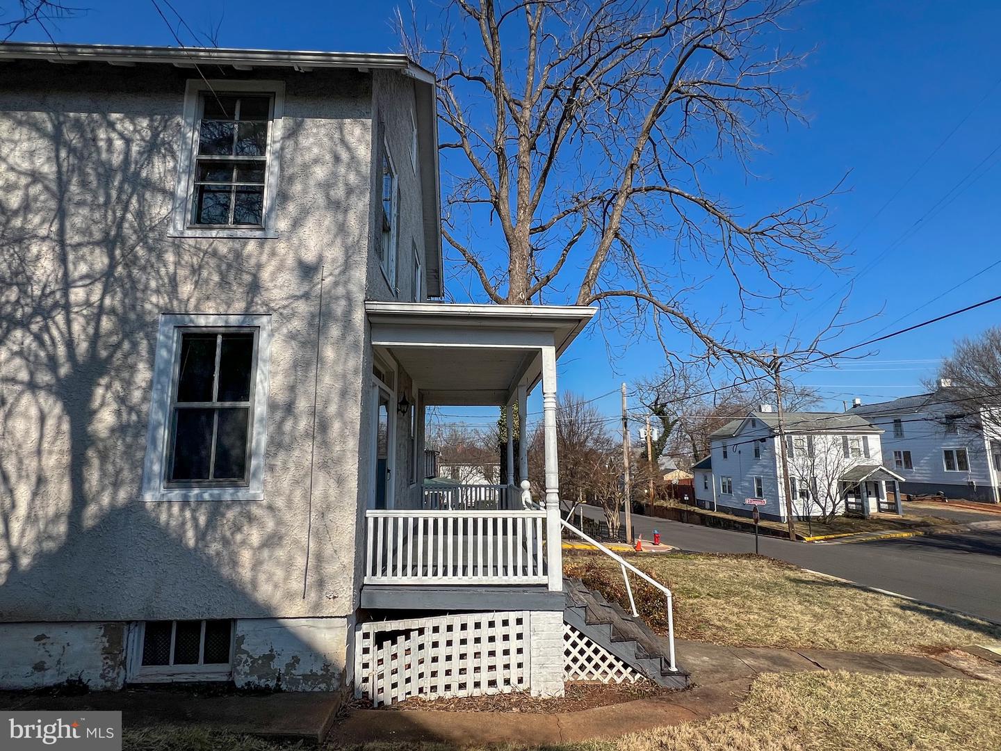 314 N West Property Photo 4