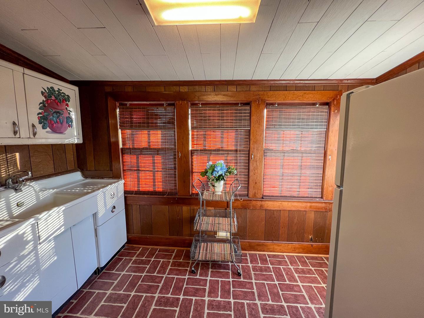 314 N West Property Photo 49
