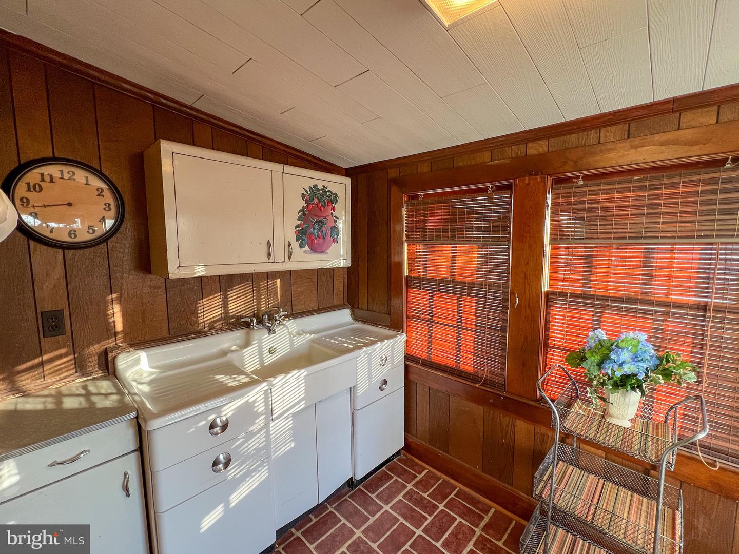 314 N West Property Photo 50