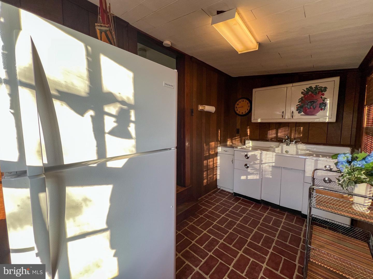 314 N West Property Photo 53