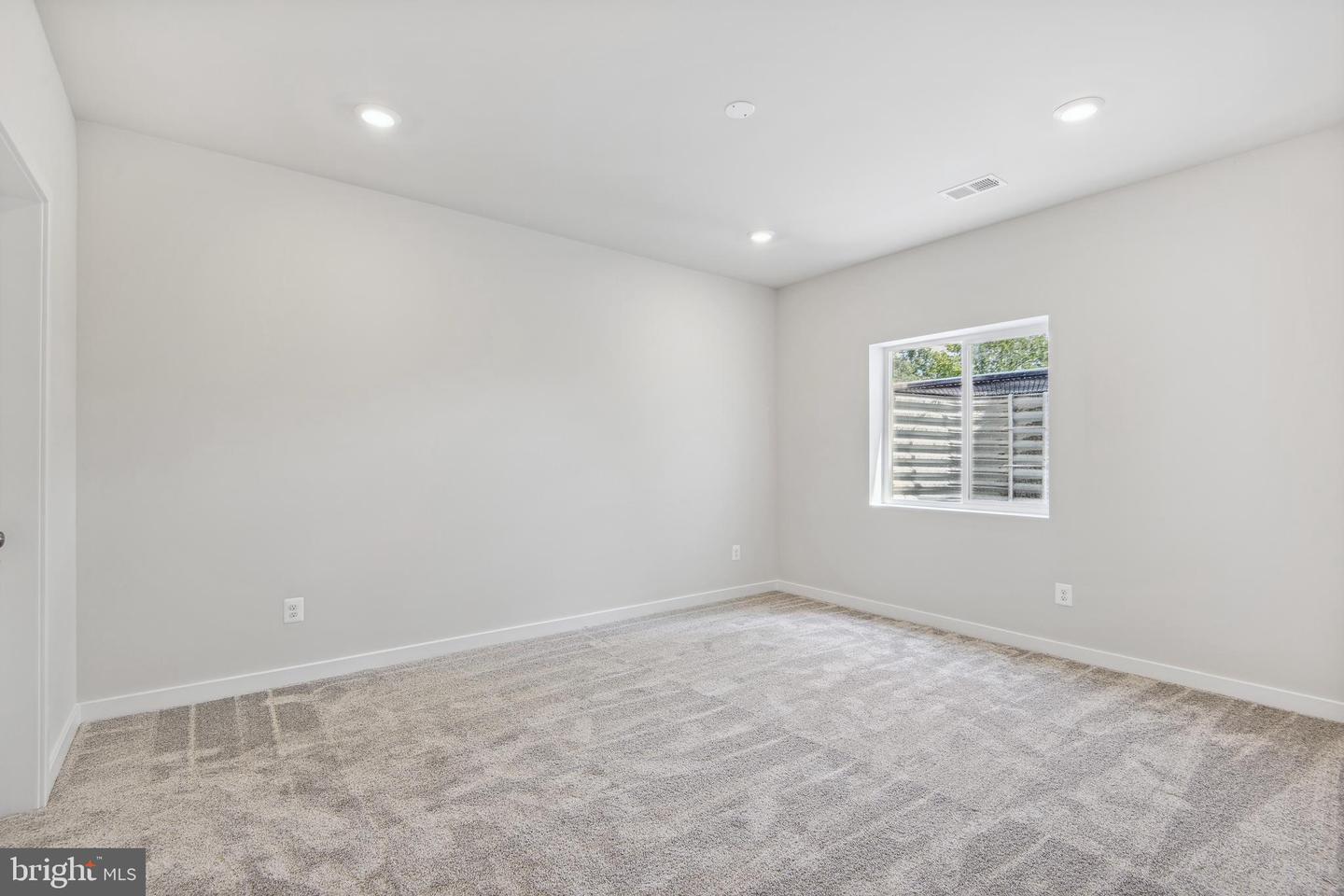 2554 Northumberland Dr #macarthur Lot 2294 Property Photo 7