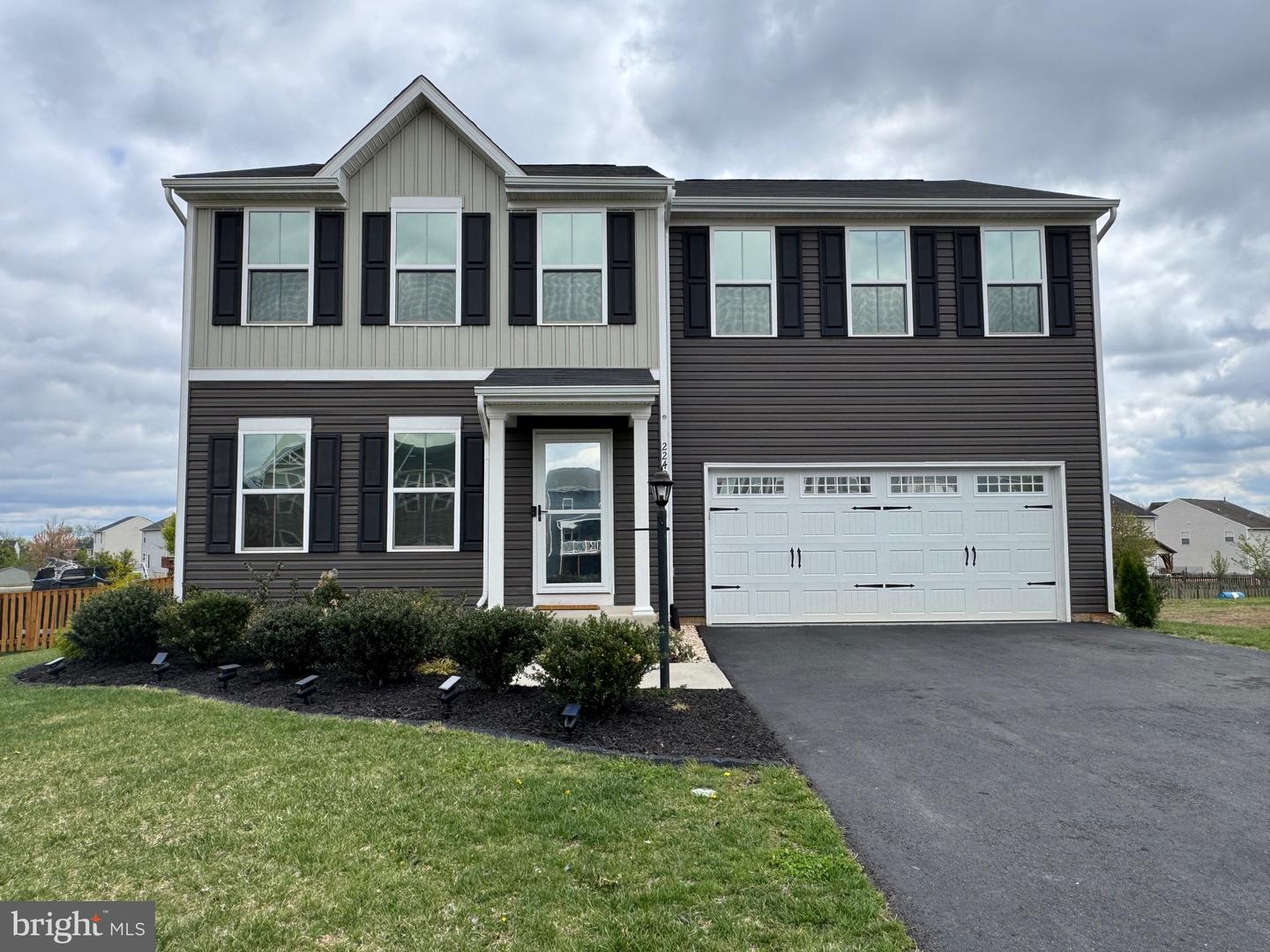 2249 Walnut Branch Drive Property Photo 1