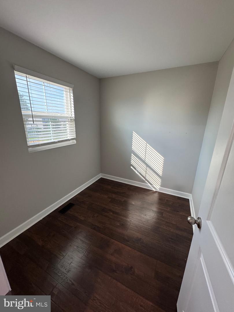 2249 Walnut Branch Drive Property Photo 8