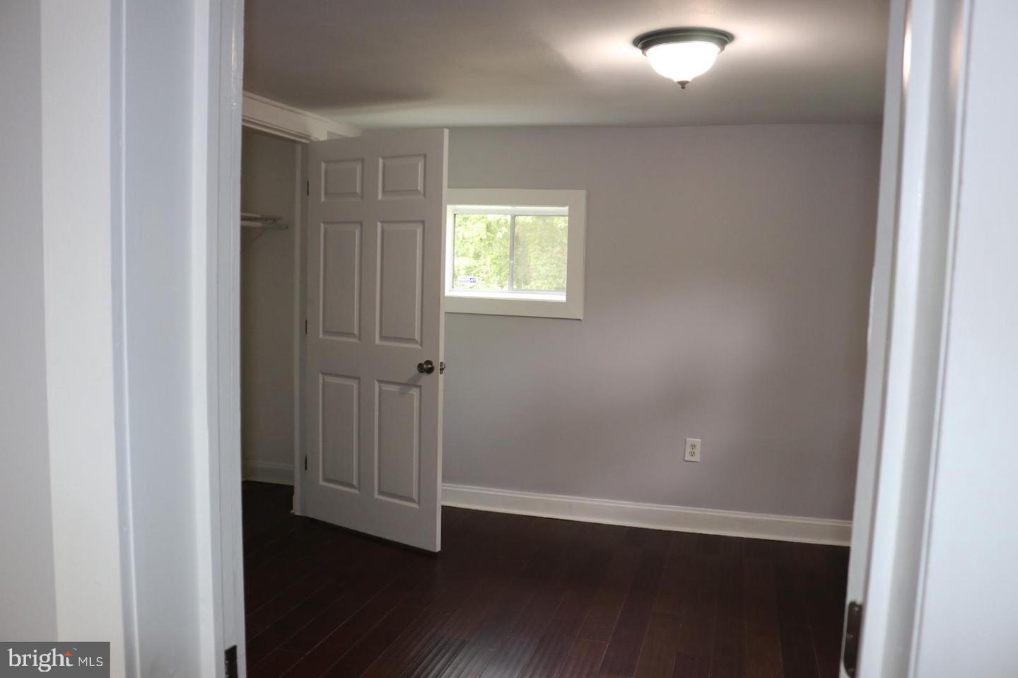 19302 York Rd Property Photo 15