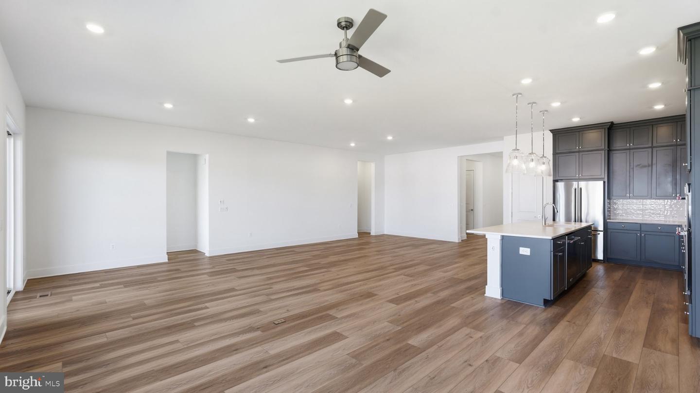 15022 Passion Ln Property Photo 4