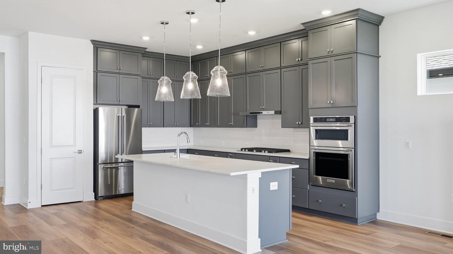 15022 Passion Ln Property Photo 6