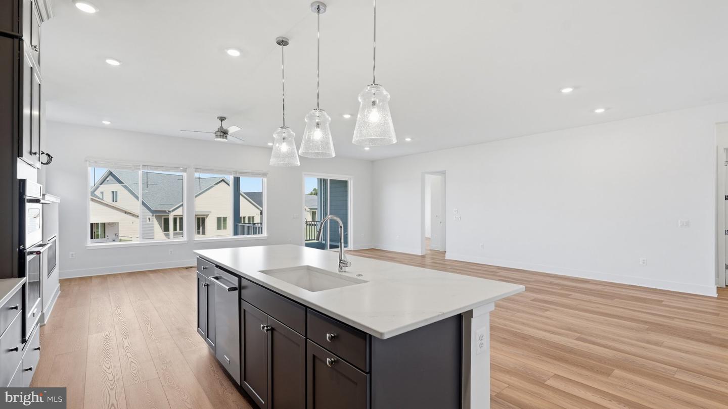 15022 Passion Ln Property Photo 10