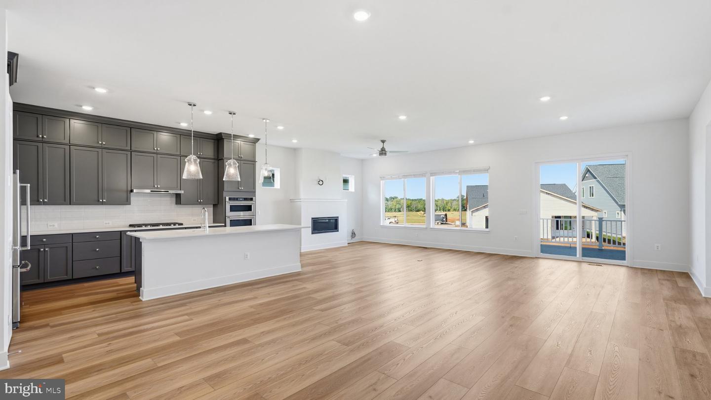 15022 Passion Ln Property Photo 11
