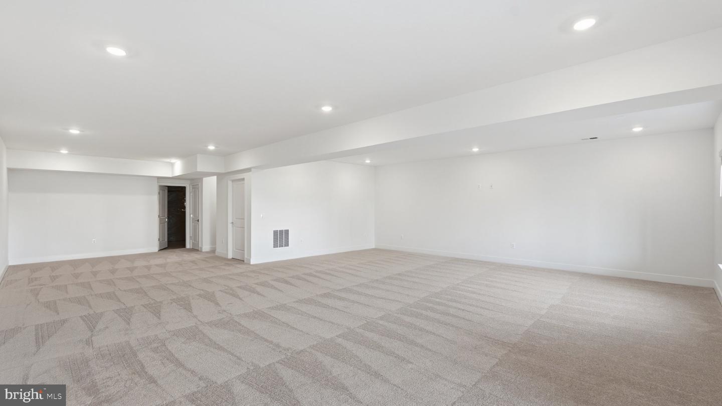 15022 Passion Ln Property Photo 31