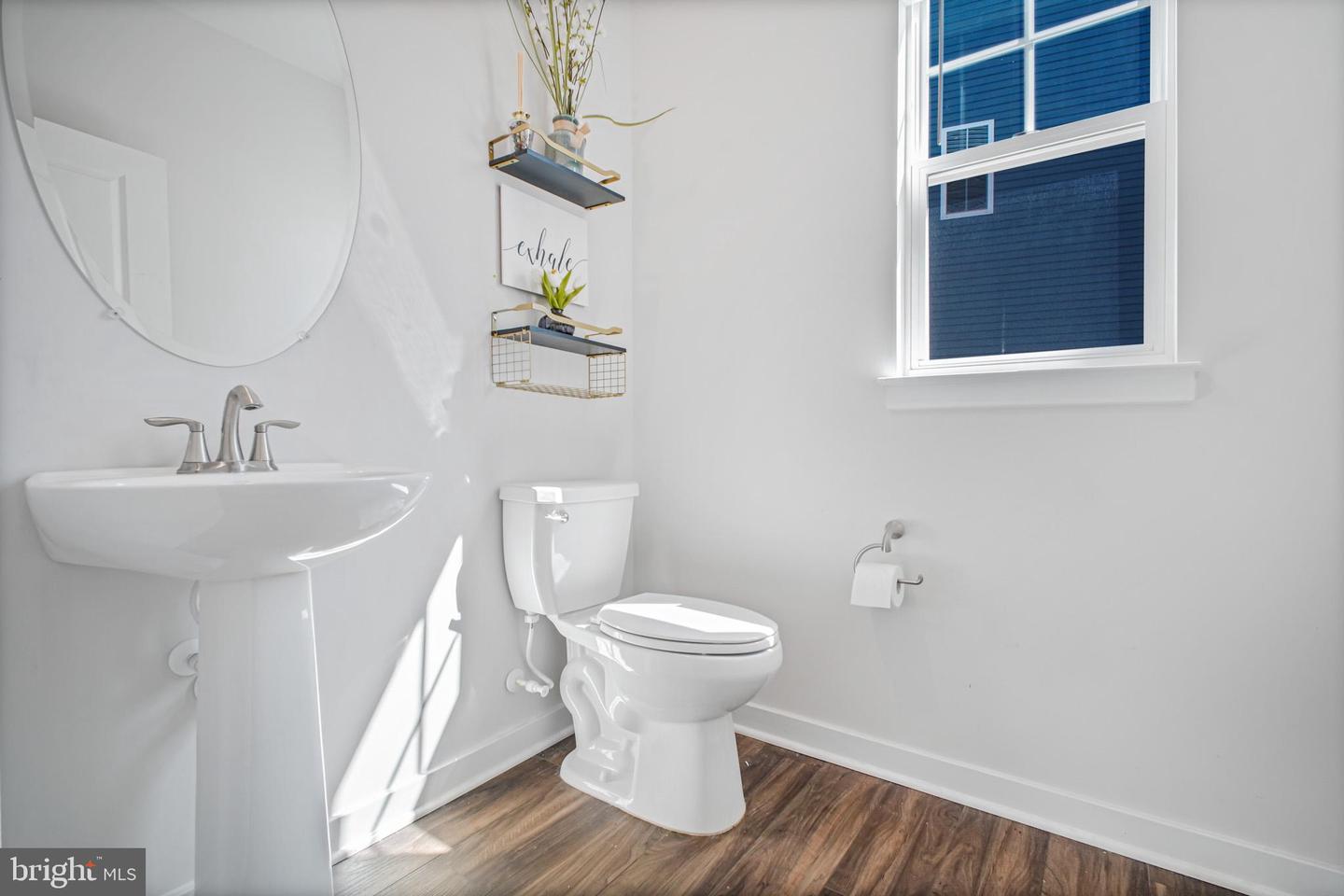 2094 Whithorn Hill Property Photo 17
