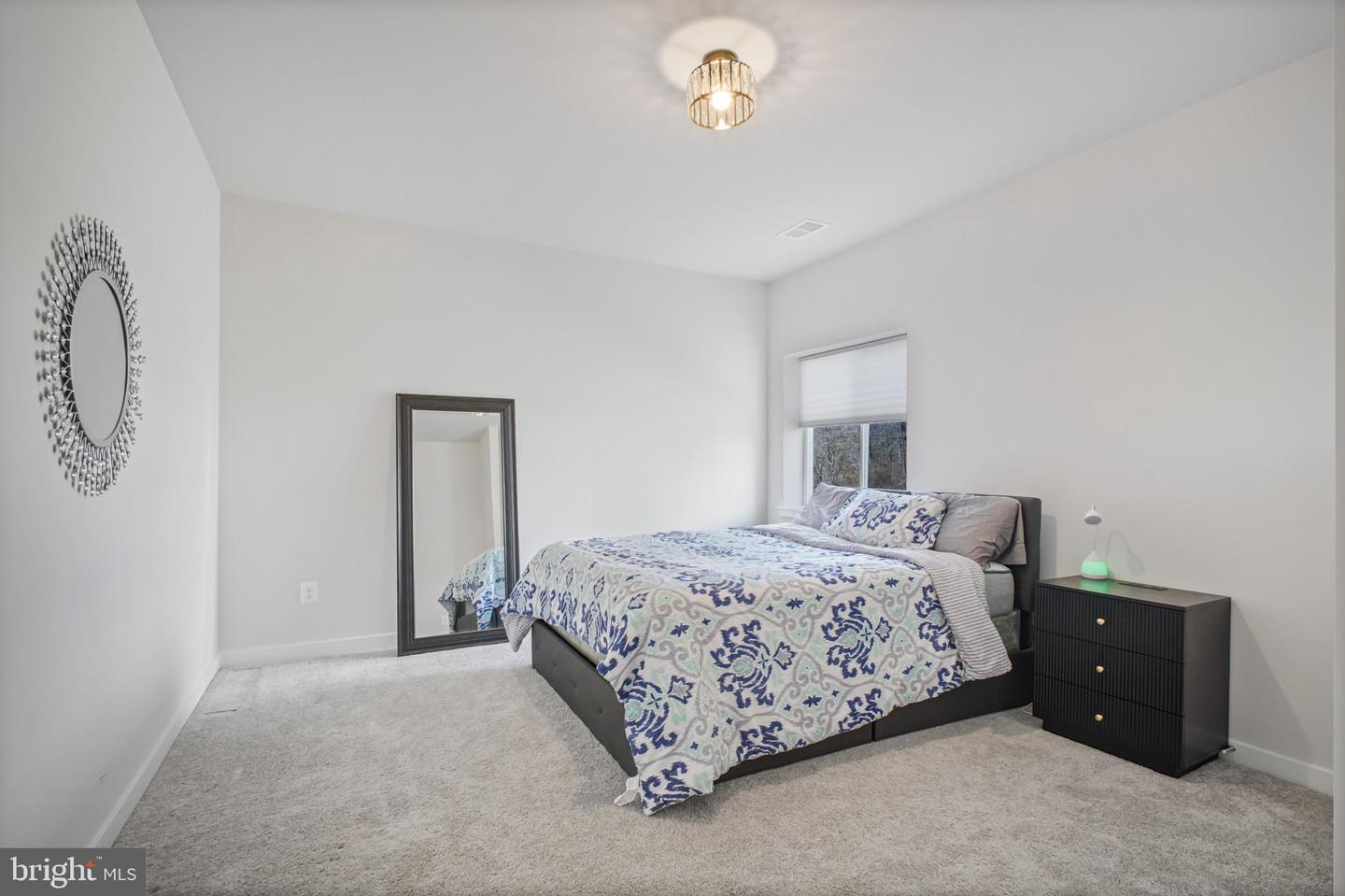 2094 Whithorn Hill Property Photo 27