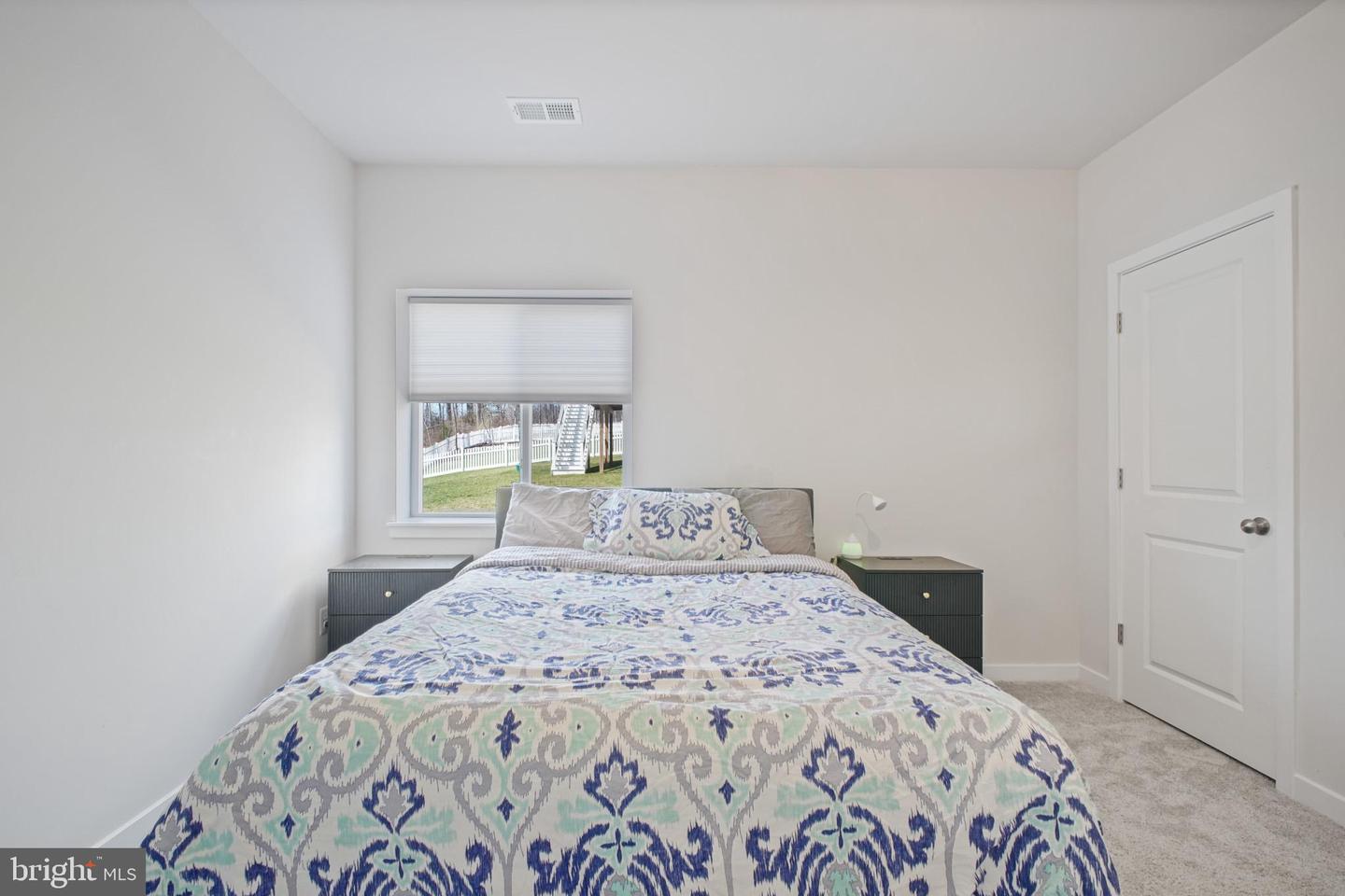 2094 Whithorn Hill Property Photo 28