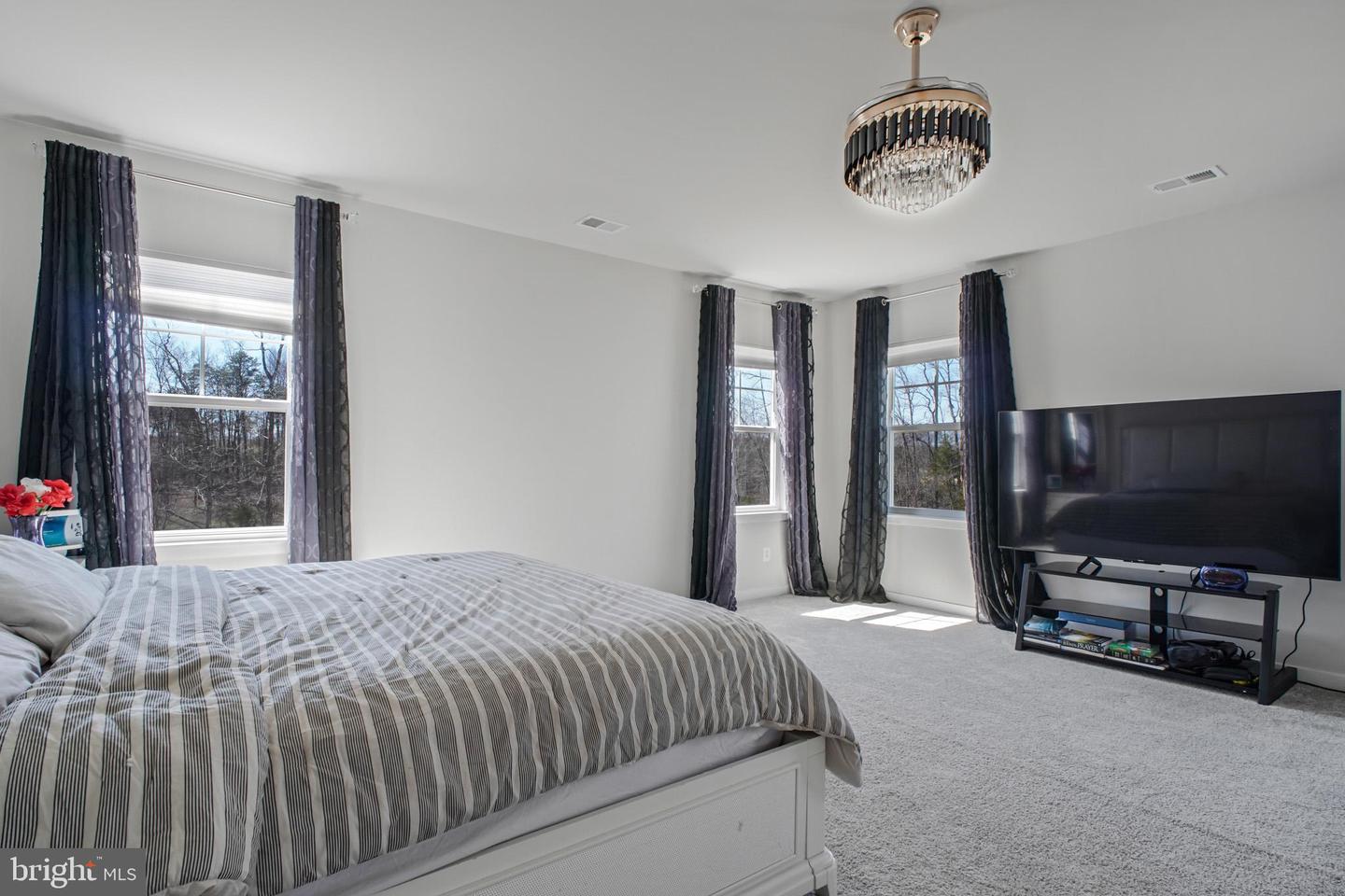 2094 Whithorn Hill Property Photo 36