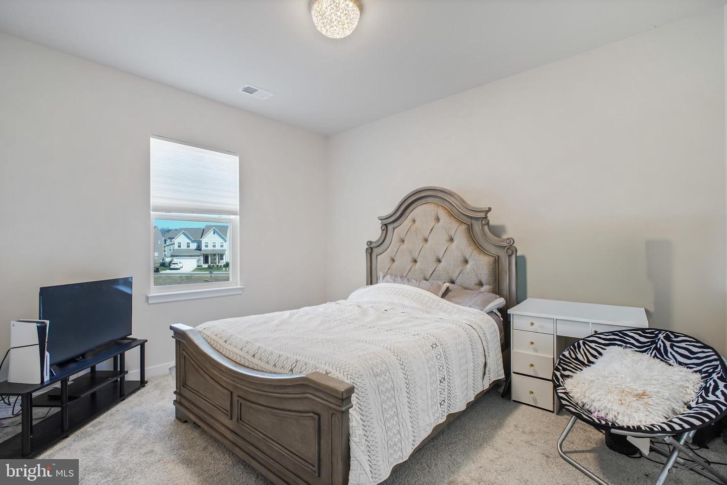 2094 Whithorn Hill Property Photo 38