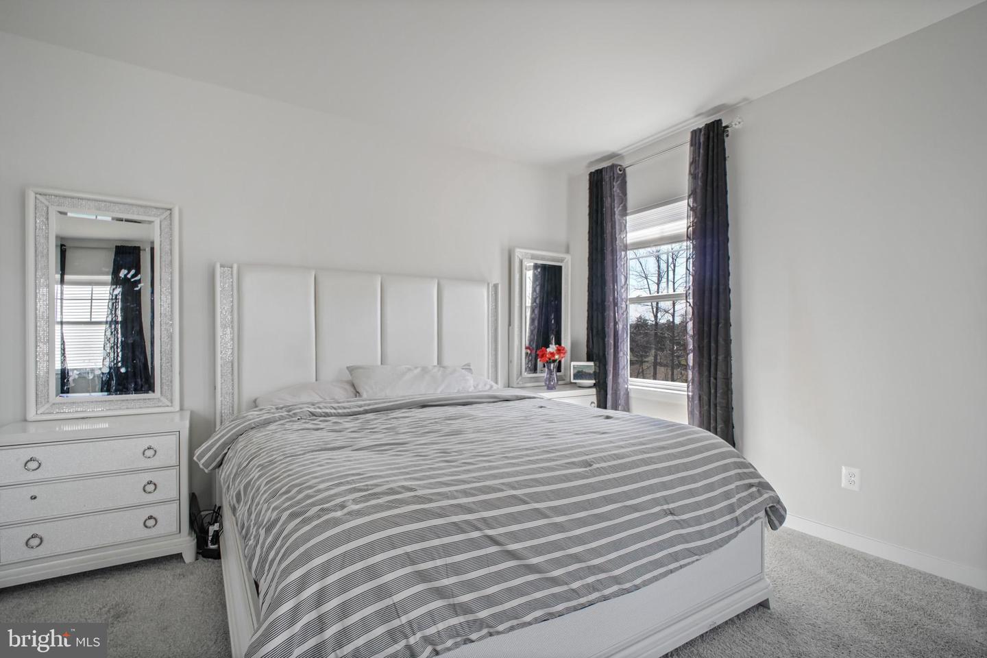 2094 Whithorn Hill Property Photo 39